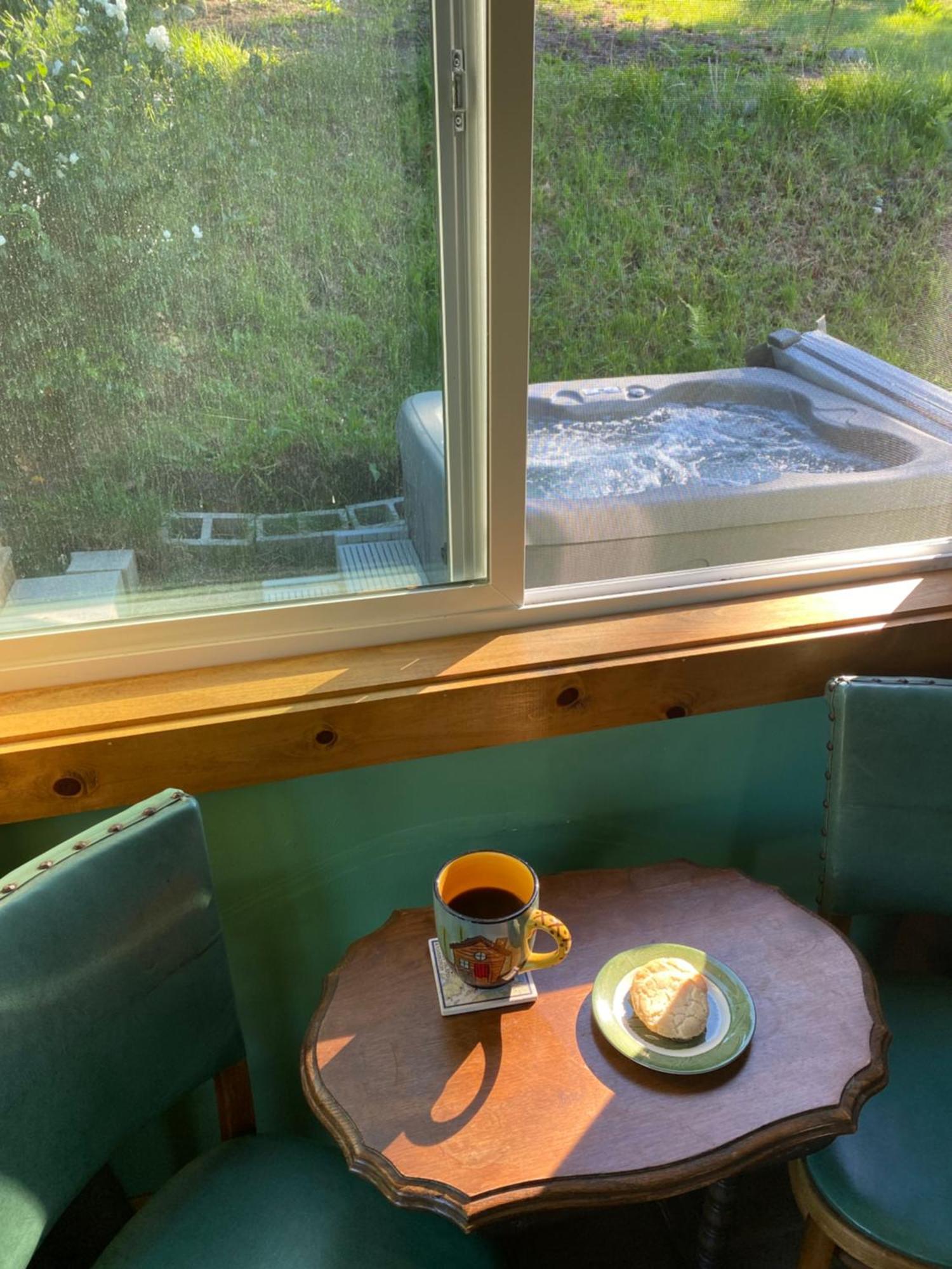 Cabin - Hot Tub - Fire Pit - View - Getaway! Oak Harbor Exterior photo
