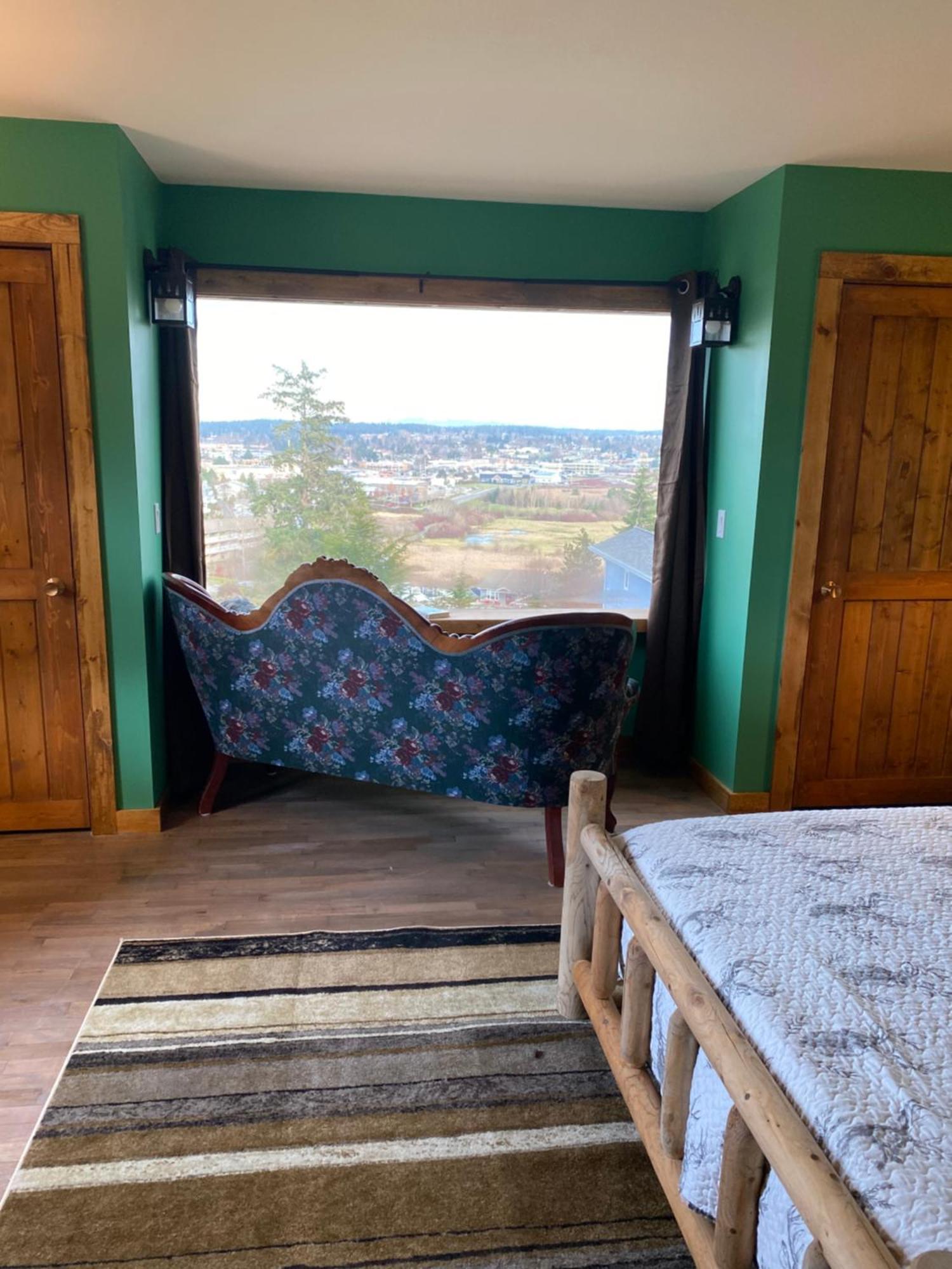 Cabin - Hot Tub - Fire Pit - View - Getaway! Oak Harbor Exterior photo